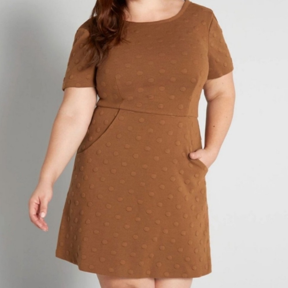 Anthropologie Hutch Circle Circle Dot A-Line Dress in Brown Sz M PETITE
